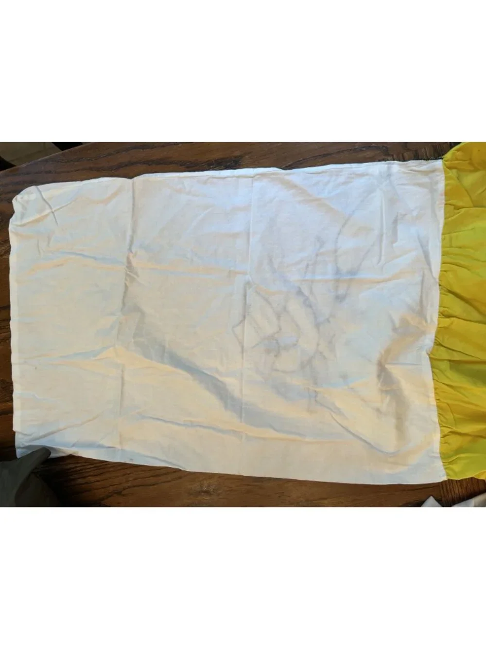 Sunbonnet Sue Pillow Cases Set Of 2 Handmade Yellow Ruffled Embroidery Vintage D
